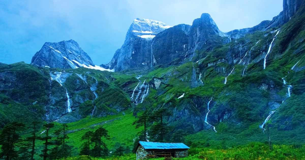 Makalu Barun National Park: Extreme Biodiversity, Vertical Wilderness, and Nepal’s Last Great Remote Trek